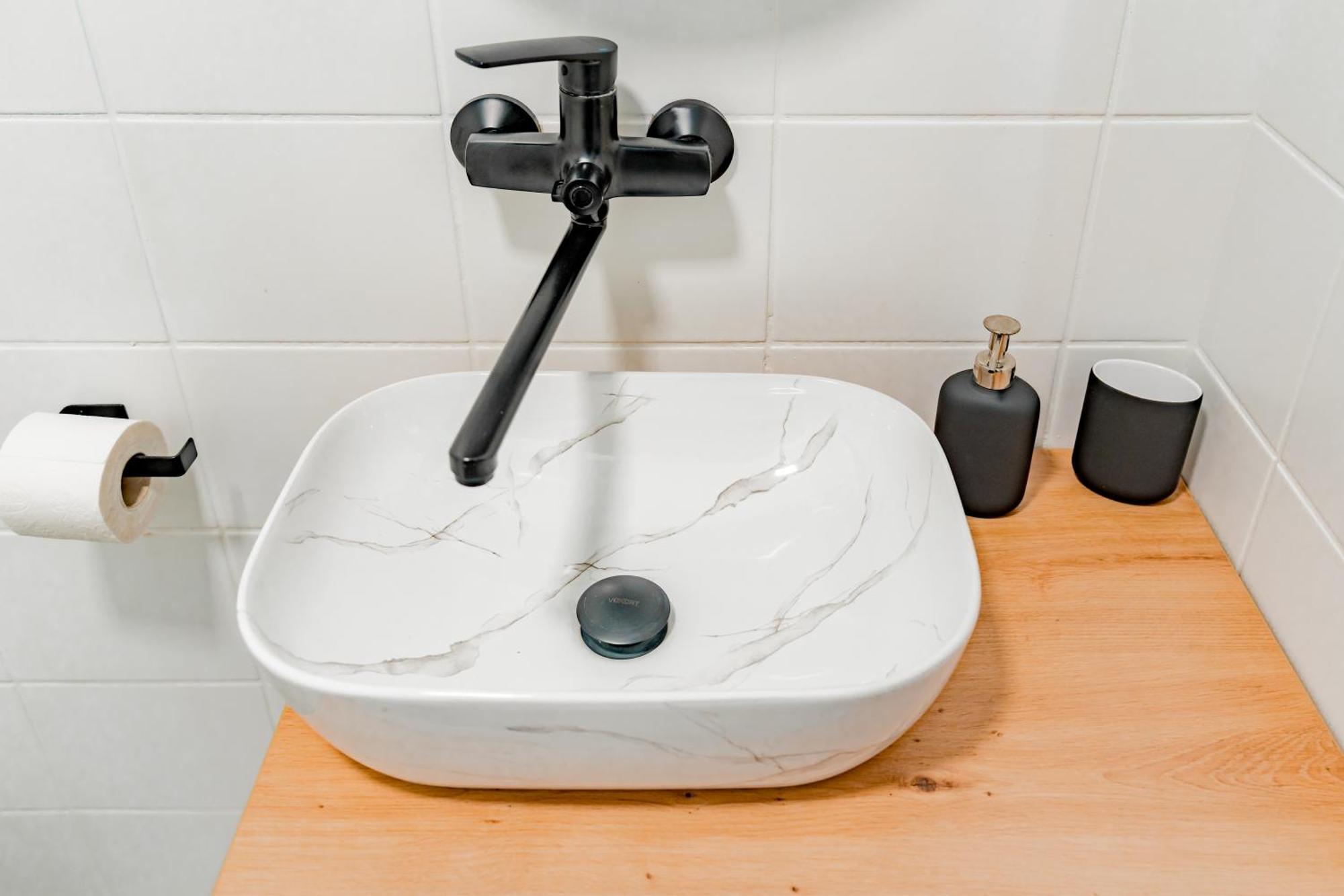 Apartman Sanda ヴコヴァル エクステリア 写真